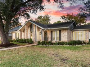 1515 Dodd Lane, Houston TX 77077