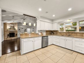 1515 Dodd Lane, Houston TX 77077