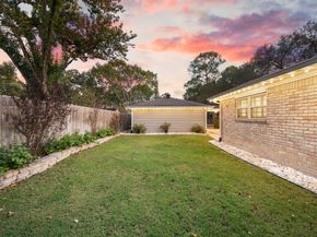 1515 Dodd Lane, Houston TX 77077