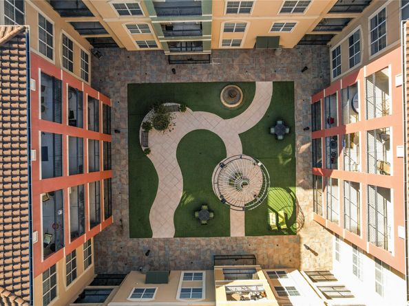 1711 Old Spanish Trail 136, Houston TX 77054