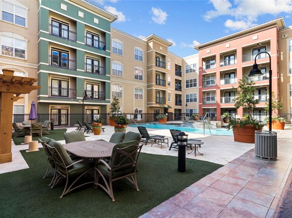 1711 Old Spanish Trail 136, Houston TX 77054