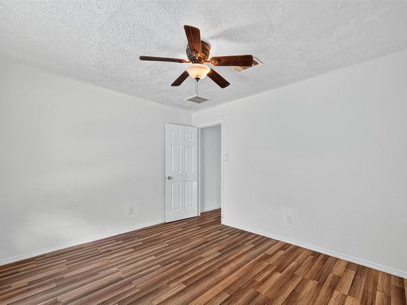 7839 Cook Road, Houston TX 77072