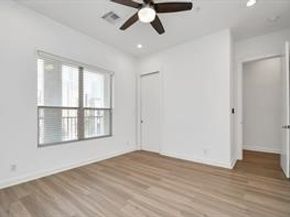 207 Pierce Street 301, Houston TX 77002