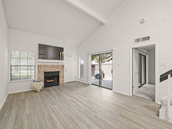 2611 Grants Lake Boulevard 213, Sugar Land TX 77479