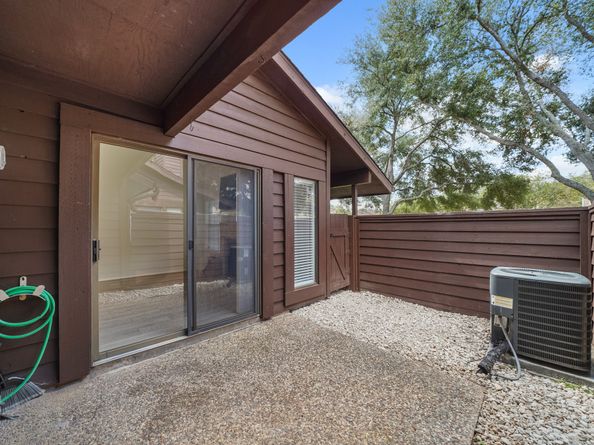 2611 Grants Lake Boulevard 213, Sugar Land TX 77479