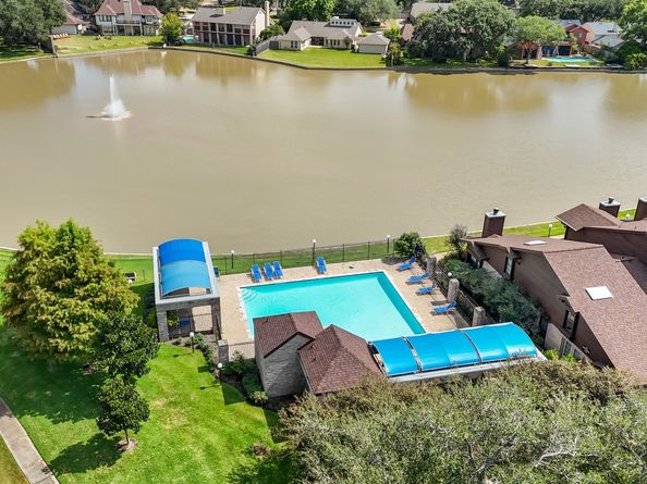 2611 Grants Lake Boulevard 213, Sugar Land TX 77479