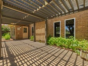 1746 Country Club Boulevard, Sugar Land TX 77478