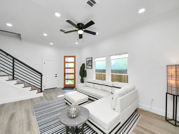 9307 Jutland Road, Houston TX 77033