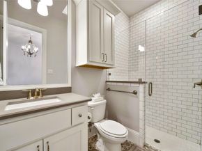 10 Peerless Point Place, Tomball TX 77375