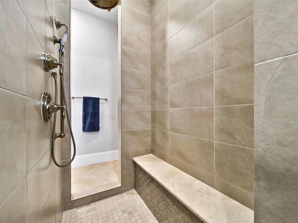 10 Peerless Point Place, Tomball TX 77375