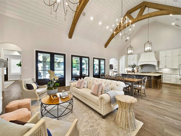 10 Peerless Point Place, Tomball TX 77375