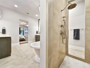10 Peerless Point Place, Tomball TX 77375