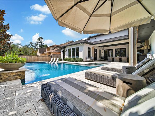 10 Peerless Point Place, Tomball TX 77375