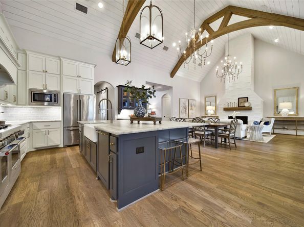 10 Peerless Point Place, Tomball TX 77375