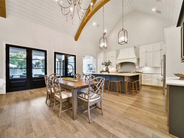 10 Peerless Point Place, Tomball TX 77375
