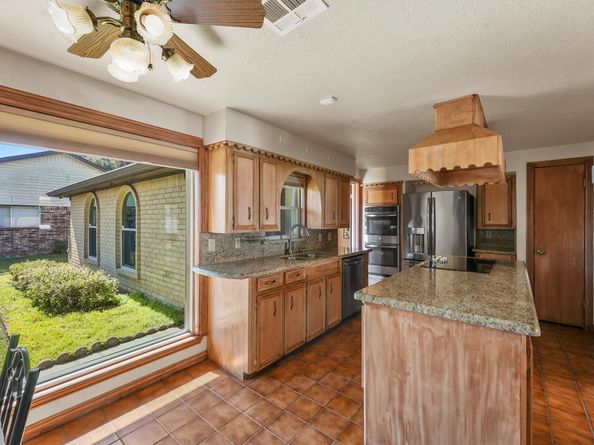 242 Blackwater Lane, Houston TX 77015