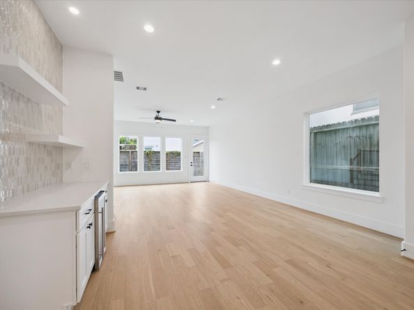 308 E 28th Street, Houston TX 77008