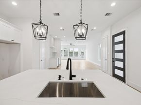 308 E 28th Street, Houston TX 77008