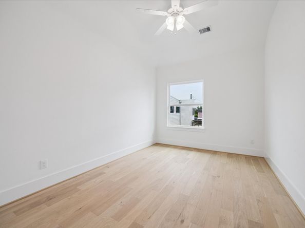 308 E 28th Street, Houston TX 77008