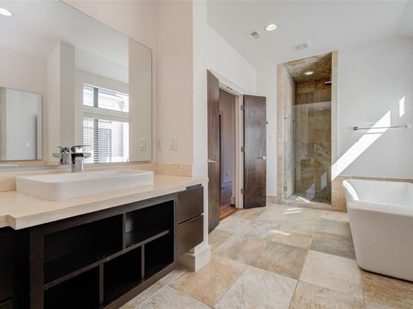 1808 Ridgewood Street, Houston TX 77006