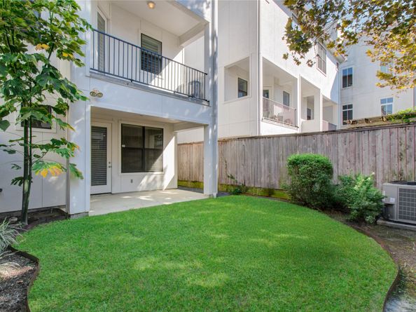 1808 Ridgewood Street, Houston TX 77006