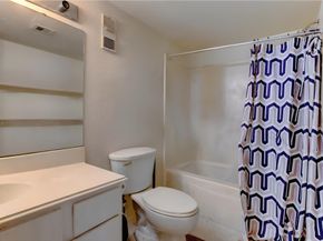 3901 Woodchase Drive 59, Houston TX 77042