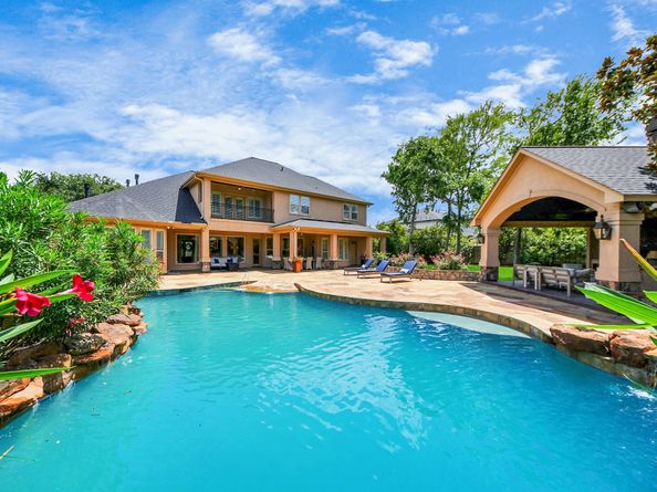 6302 S Royal Point Drive, Kingwood TX 77345