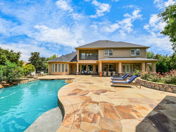 6302 S Royal Point Drive, Kingwood TX 77345