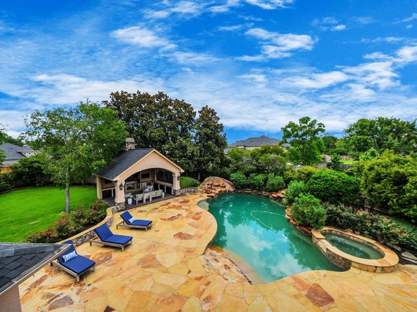 6302 S Royal Point Drive, Kingwood TX 77345