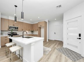 9026 Scott Street, Houston TX 77051