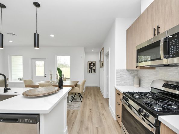 9026 Scott Street, Houston TX 77051