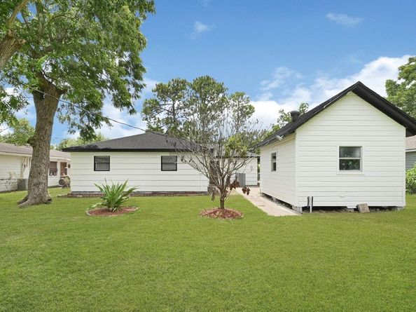 13915 Nitida Street, Houston TX 77045