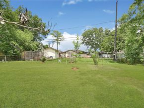 13915 Nitida Street, Houston TX 77045