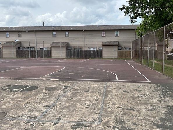 10501 South Drive 303, Houston TX 77099