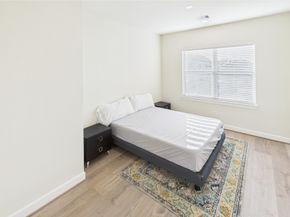 3923 Willowbend Point, Houston TX 77025