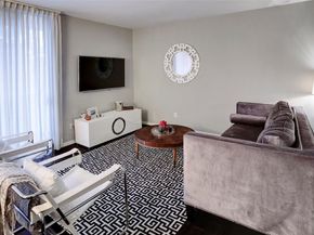 3401 Timmons Lane 26, Houston TX 77027