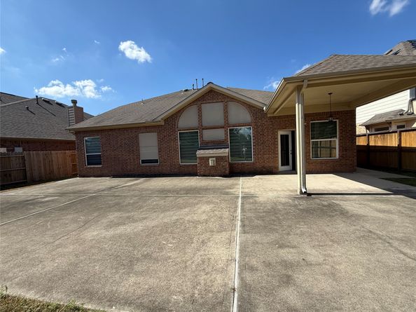 727 Overdell Drive, Sugar Land TX 77479