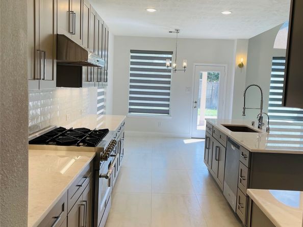 727 Overdell Drive, Sugar Land TX 77479