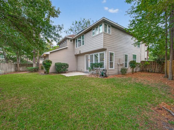139 Velvet Grass Court, The Woodlands TX 77382