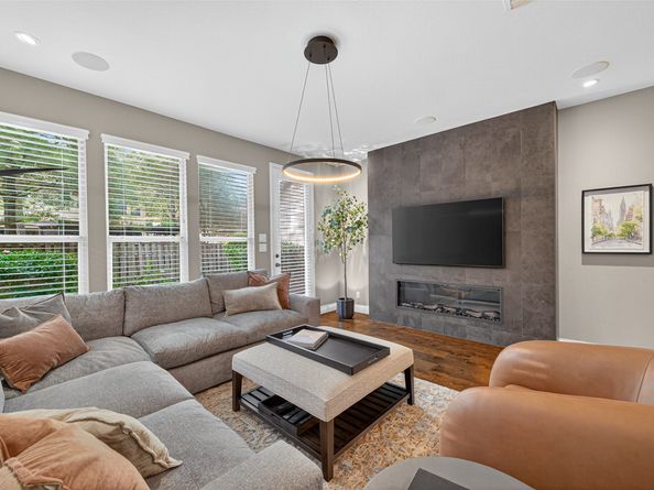 139 Velvet Grass Court, The Woodlands TX 77382