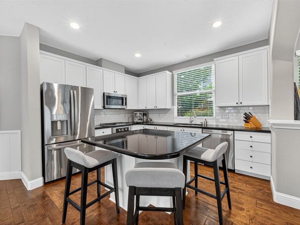 139 Velvet Grass Court, The Woodlands TX 77382