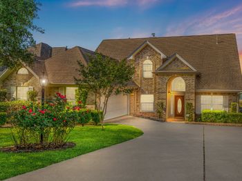 6075 Longmire Trail