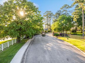 6075 Longmire Trail, Conroe TX 77304