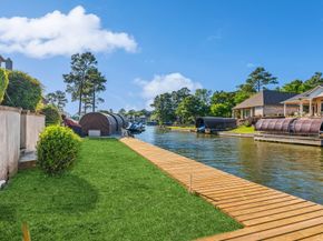 6075 Longmire Trail, Conroe TX 77304