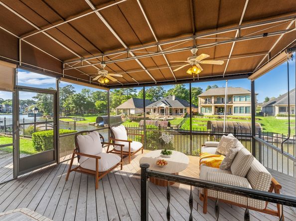 6075 Longmire Trail, Conroe TX 77304