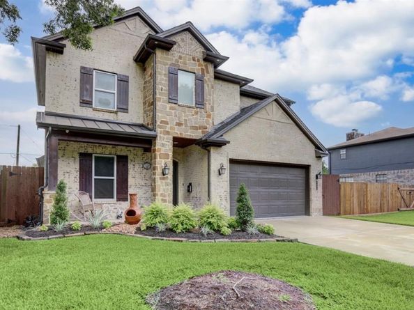 6806 Heron Dr, Houston TX 77087