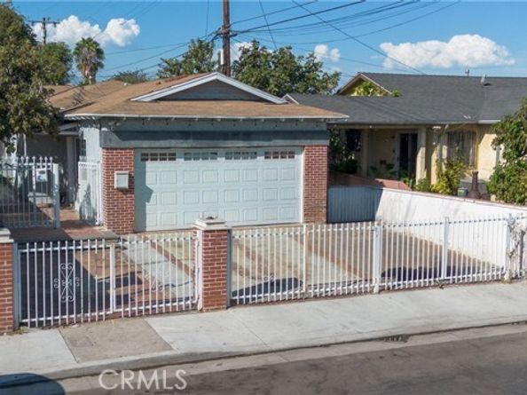 4815 E 6th St, East Los Angeles CA 90022