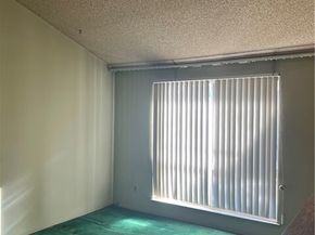 9688 Kewen Avenue, Pacoima (los Angeles) CA 91331