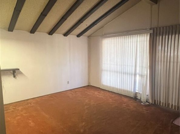 9688 Kewen Avenue, Pacoima (los Angeles) CA 91331