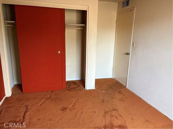 9688 Kewen Avenue, Pacoima (los Angeles) CA 91331